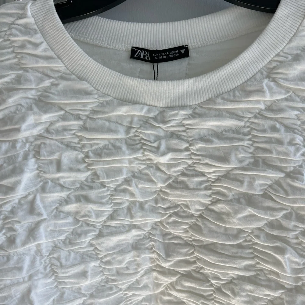 ZARA TEXTURED SWEATSHIRT - Picture 7 of 14